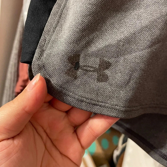 UNDER ARMOUR WOMENS ACTIVE SHORTS - Picture 3 of 3